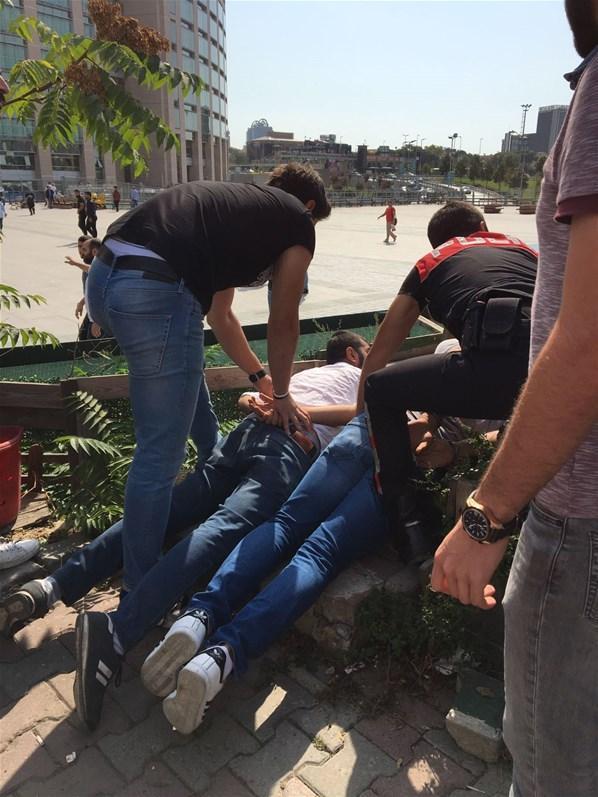 Son dakika: İstanbul Adliyesinde silahlı çatışma