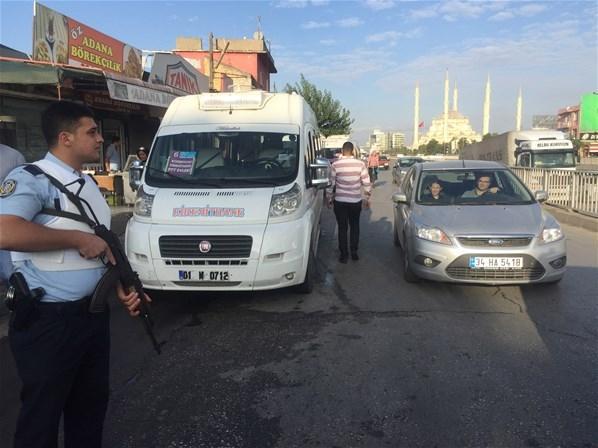 Adanada dolmuşçuların hat kavgası