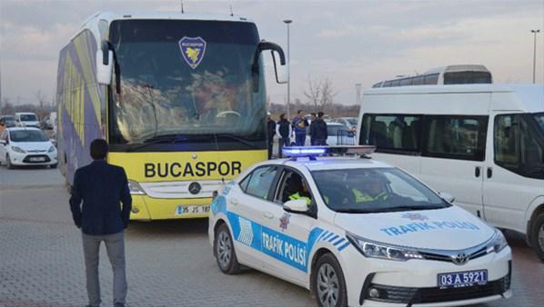 Afjet Afyonspor ile Bucaspor maçı sonrası olaylar çıktı