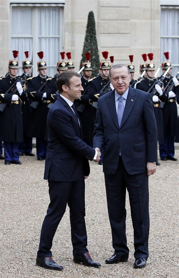 Erdoğana Pariste resmi karşılama