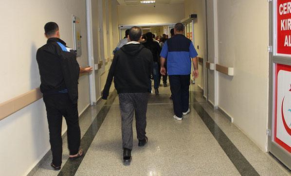 Cezaevinde şok Hastaneler mahkumlarla doldu taştı