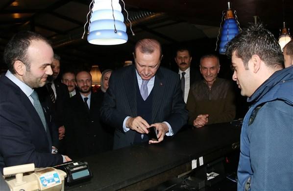 Cumhurbaşkanı Erdoğan, İstanbulda çorbacıya gitti