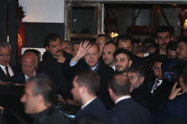 Cumhurbaşkanı Erdoğan, İstanbulda çorbacıya gitti