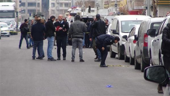 Diyarbakırda iki grup arasında silahlı çatışma: 2 ölü, 2 yaralı