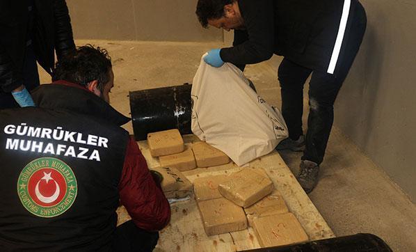 İran plakalı TIRda 45 kilo eroin ele geçirildi