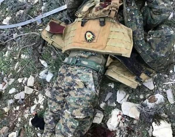 Afrin’de öldürülen teröristin kıyafetindeki peç detayı