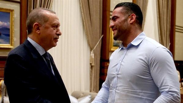 Erdoğan, dünya şampiyonu boksör Charrı kabul etti