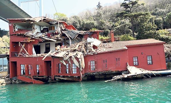 Boğaz faciadan 15 dakikayla kurtulmuş