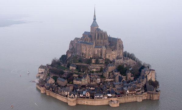 Fransada alarm Tarihi ada boşaltıldı