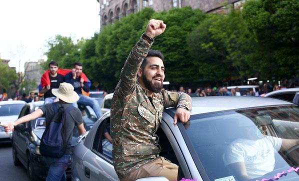 Ermeni muhalif lider: Bu sadece başlangıç