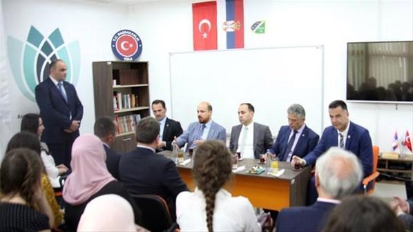 Bilal Erdoğan Sırbistandaki Türkiye Mezunları ile buluştu