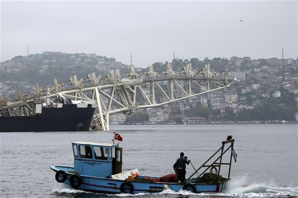 Dev gemi İstanbul Boğazından geçiyor