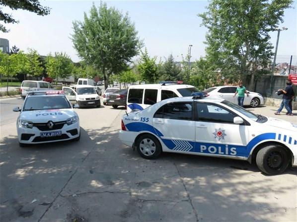 Uzun namlulu silahlarla saldırdılar