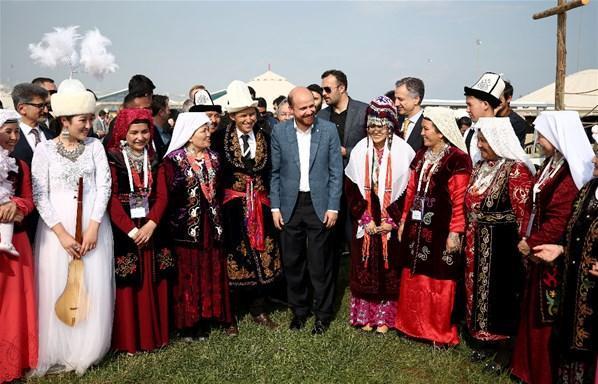 Bilal Erdoğan: Kültürlerin kültürlere üstünlüğü diye bir şeyden söz edilemez