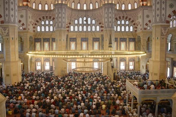 Türkiyenin en büyük camisinin şifreleri