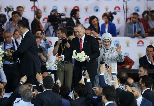 Son dakika: Cumhurbaşkanı Erdoğan seçim beyannamesini açıkladı