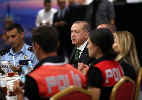 Cumhurbaşkanı Erdoğandan polislere müjde