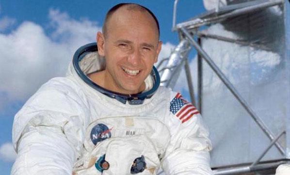 Ayda yürüyen ABDli astronot Alan Bean öldü