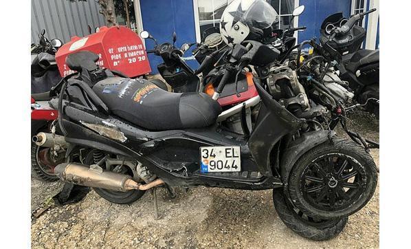 Ünlü oyuncu Arda Öziri motosiklet kazasında hayatını kaybetti