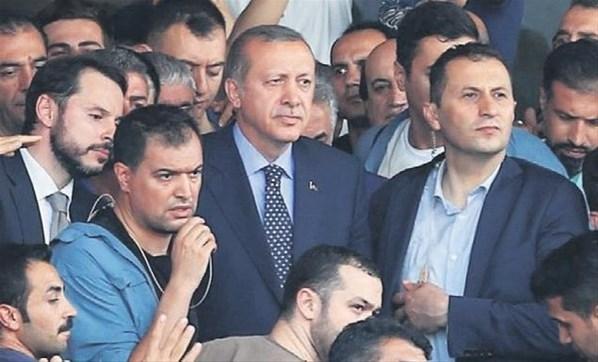 Cumhurbaşkanı Erdoğan ve ailesinin suikasttan kıl payı kurtulma anı