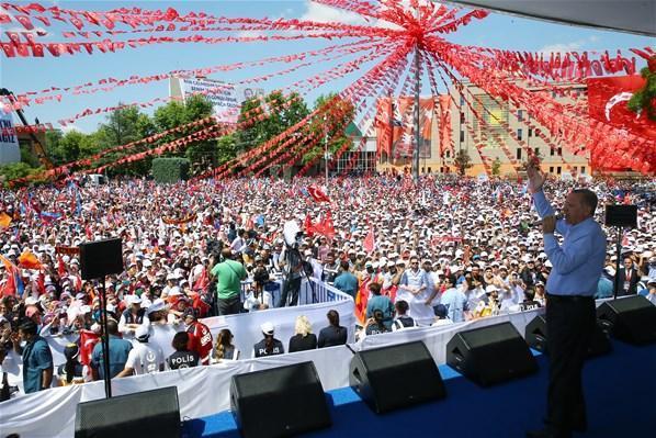 Erdoğan: AK Parti 16 yılda sadece hizmet vermiştir
