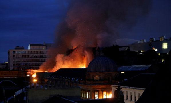 Glasgow Güzel Sanatlar Üniversitesi yandı