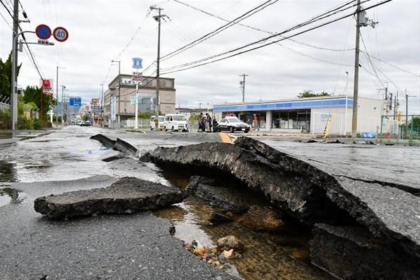 Japonyada 6.1 büyüklüğünde deprem Ölüler ve yaralılar var