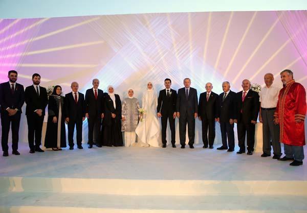 Cumhurbaşkanı Erdoğan, Numan Kurtulmuşun kızının nikah törenine katıldı