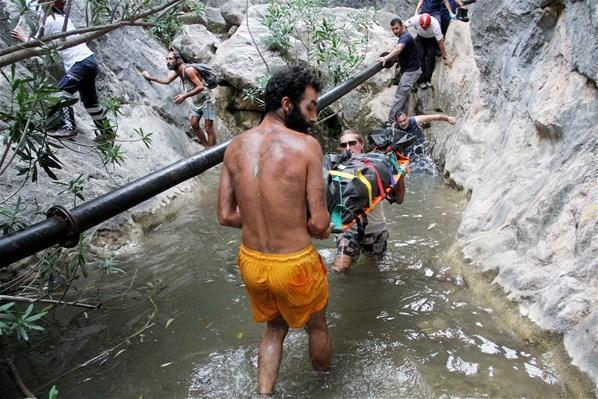 Fethiyede kayalıklardan düşen Azeri turist hayatını kaybetti
