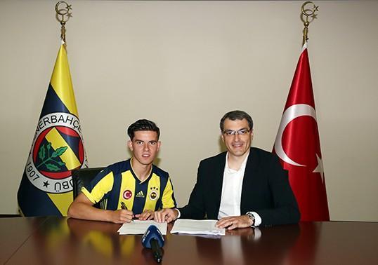 Ferdi Kadıoğlu resmen Fenerbahçede