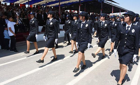 15 Temmuz şehidi polisin eşi de polis oldu