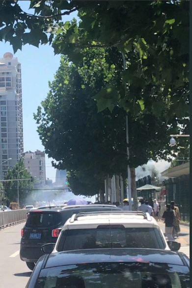 ABDnin Pekin Büyükelçiliği önünde şiddetli patlama