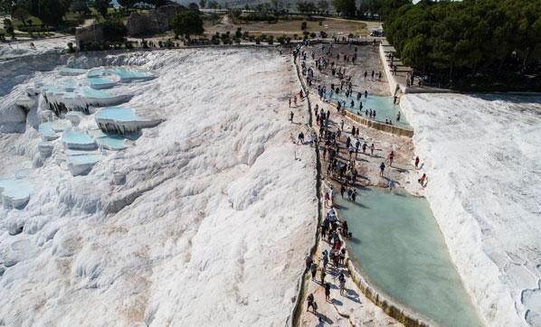 Pamukkaledeki cehennem kapısı ziyarete açılıyor