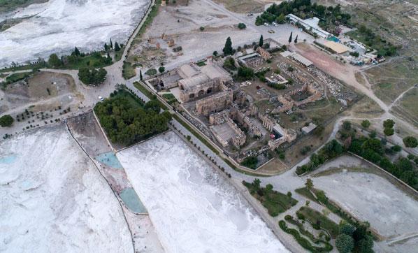 Pamukkaledeki cehennem kapısı ziyarete açılıyor