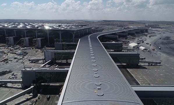 Üçüncü havalimanının son durumu havadan fotoğraflandı