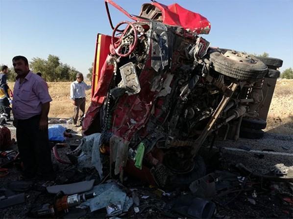 Gaziantepte feci kaza: Çok sayıda ölü ve yaralı var