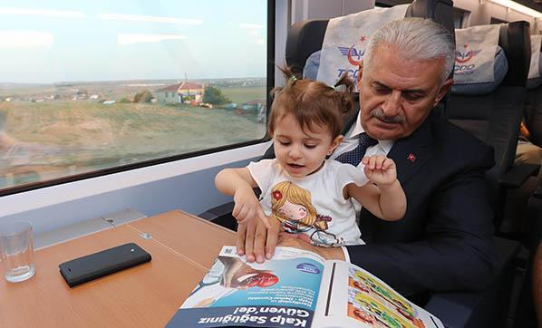 TBMM Başkanı Yıldırım, Ankaraya Yüksek Hızlı Tren ile gitti