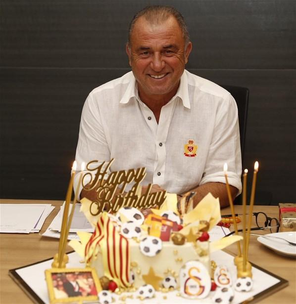 Galatasarayda Terimin doğum günü kutlandı