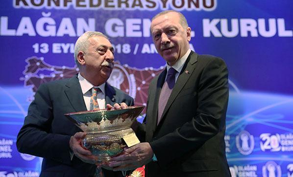 Cumhurbaşkanı Erdoğandan flaş faiz açıklaması