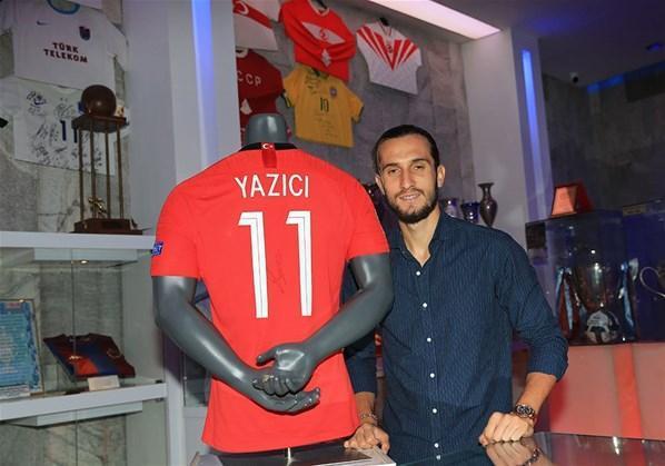 Yusuf Yazıcıdan Trabzonspora forma jesti