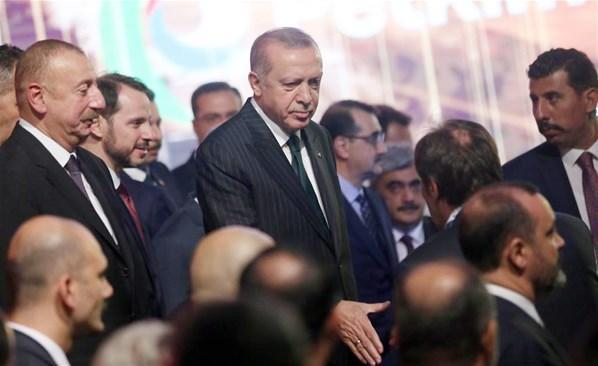 Cumhurbaşkanı Erdoğan, Aliyev ve Yıldırım Demirören sohbet etti