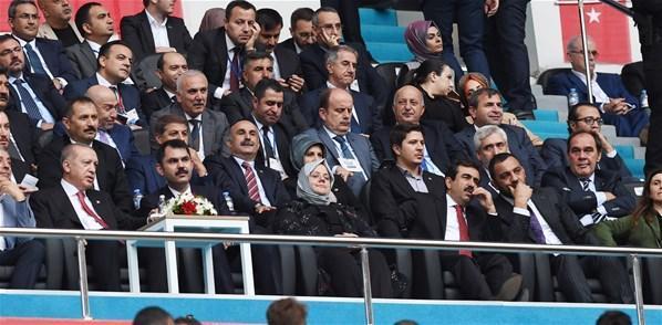 Cumhurbaşkanı Erdoğan Şöhretler Karması maçını başlattı