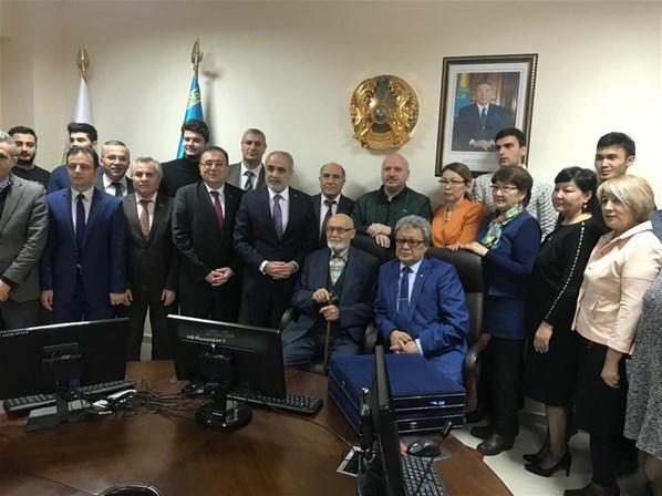Yalçın Topçu, Almatıda Cumhuriyetin 95. yıl dönümü kutlamasına katıldı