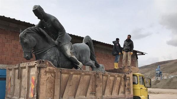 Bayburt Belediyesinden Atatürk heykeli açıklaması