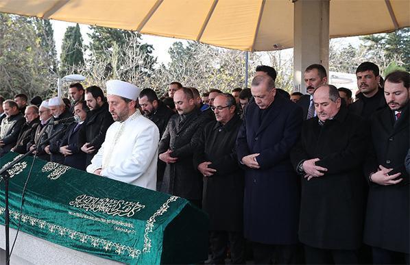 Cumhurbaşkanı Erdoğan Kadir Turgutun cenaze törenine katıldı
