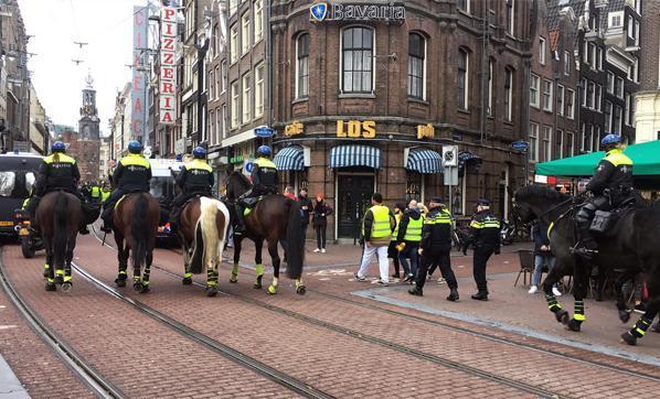 Sarı Yeleklilerin protestosu Belçika ve Hollandaya sıçradı Tehlike büyüyor...