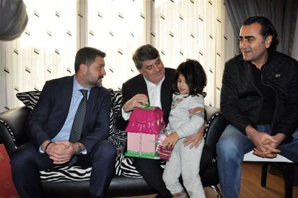 Beşiktaşlı yöneticilerden Mehmet Tutulkanın ailesine taziye ziyareti