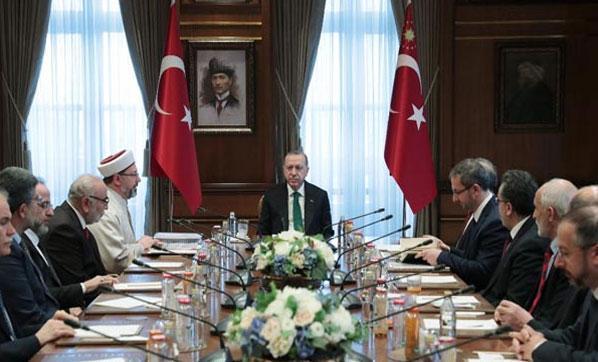 Cumhurbaşkanı Erdoğan, Diyanet İşleri Başkanı Ali Erbaşı kabul etti