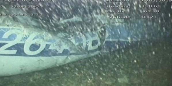 Emiliano Salayı taşıyan uçağın enkazında ceset bulundu
