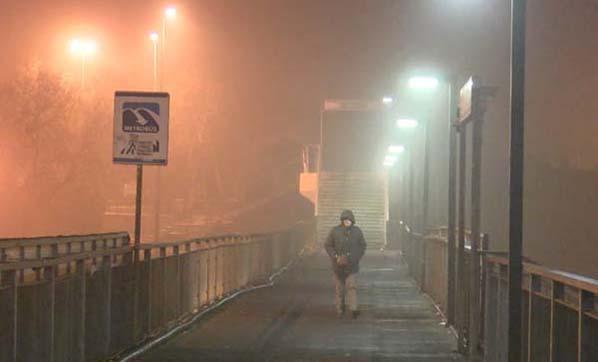İstanbul’da yoğun sis Göz gözü görmüyor...